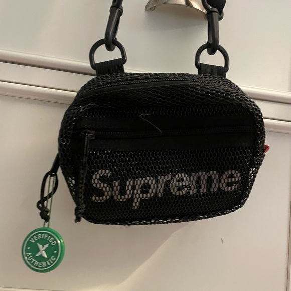 SUPREME SMALL SHOULDER BAG BLACK - Picture 3 of 6